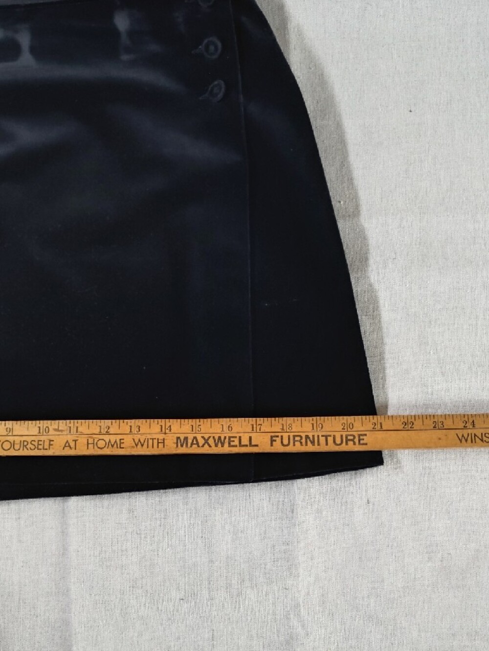 Vintage GAP Black Velvety Mini Skirt with Side Button Trim - Picture 4 of 7